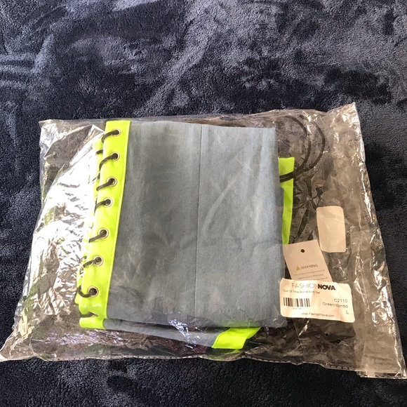 Tube Top/Skirt Set - help with HURRICANE MELISSA - Picture 5 of 6